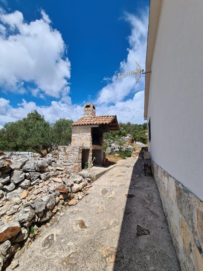 Вилла Kuca Za Odmor Buba, Otok Zut Pristanisce Экстерьер фото